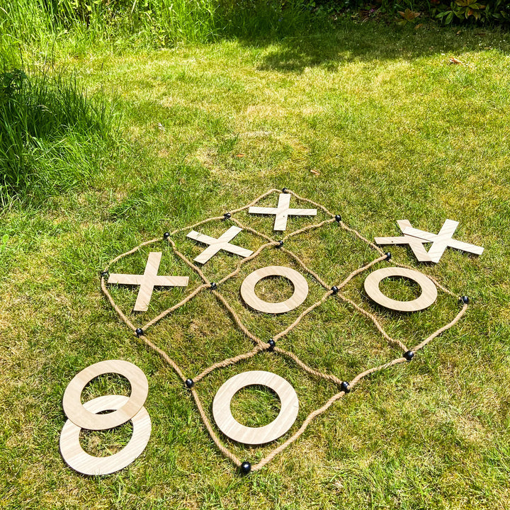 Wedding Garden Games - Giant Noughts & Crosses garden games - The Wedding of My Dreams