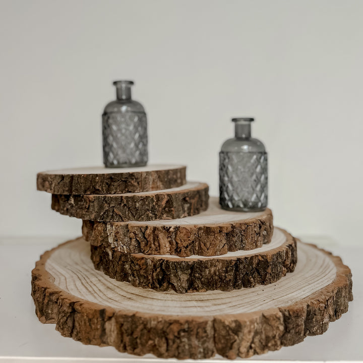 Wood Log Tree Slices - Rustic Wedding Centrepieces. (Varying Sizes 20cm - 47cm) - The Wedding of My Dreams