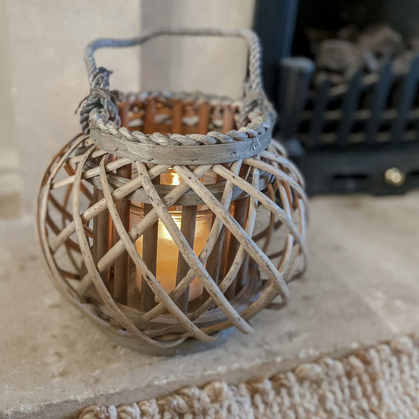 Natural Wicker Lantern with Rope Handle